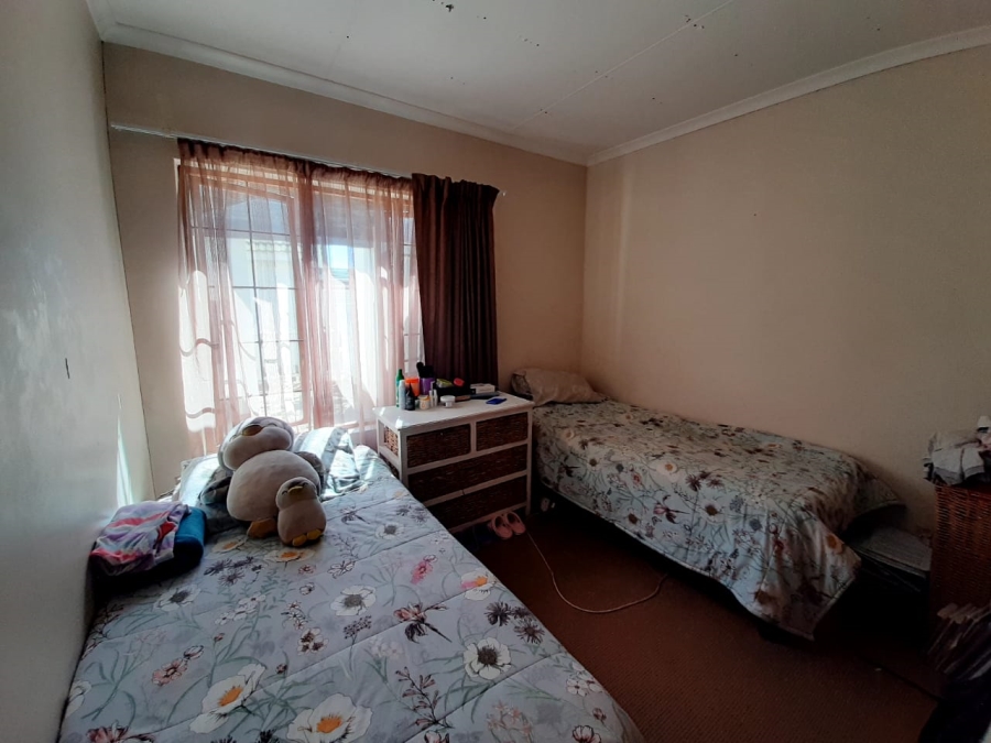 3 Bedroom Property for Sale in Hillside Free State